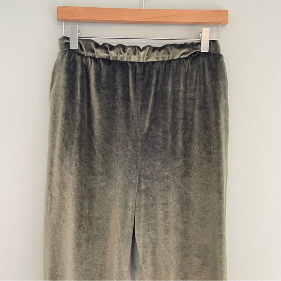 Lovers + Friends Takara Jogger Olive Green Large - Picture 5 of 14